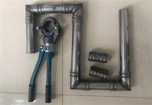 贵阳承台冷却管